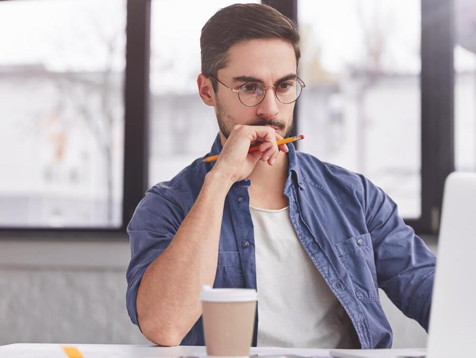 Infrastructure technique et configuration matérielle pour diffusion de webinaires professionnels